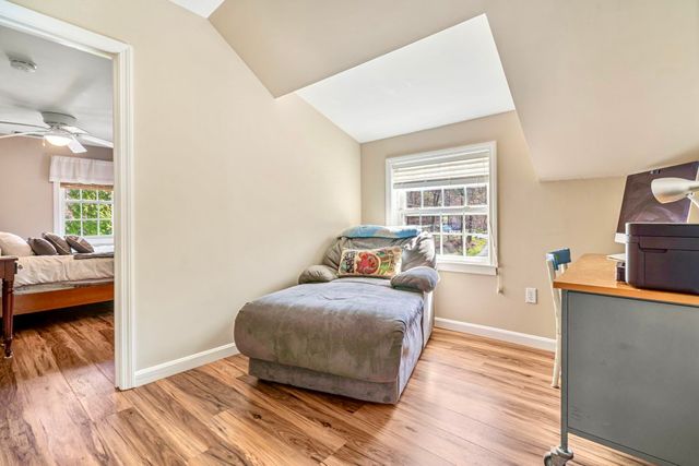 20 Gilcreast Drive, Litchfield, NH 03052