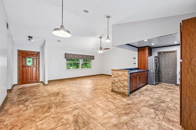 255 SW Salerno Road, Stuart, FL 34997