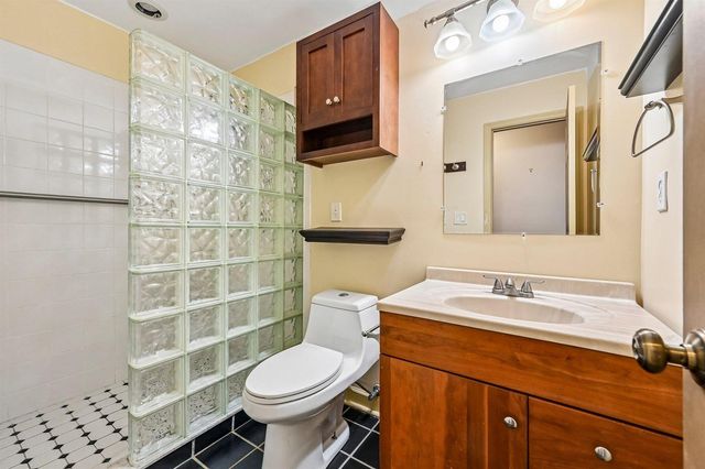 255 SW Salerno Road, Stuart, FL 34997