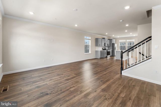 11900 WYNNIFRED PL, Glenn Dale, MD 20769