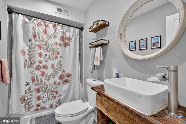 2328 E FLETCHER ST, Philadelphia, PA 19125
