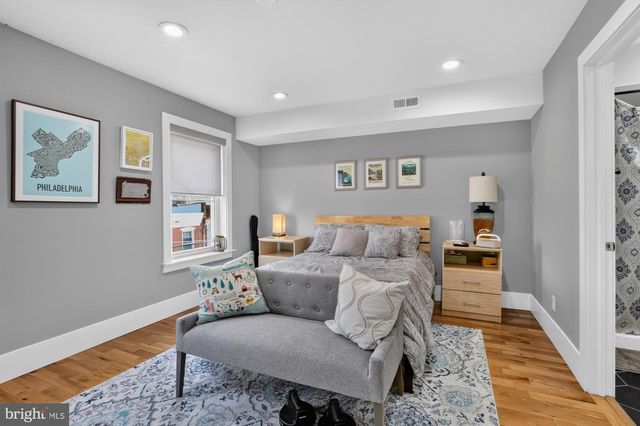 2328 E FLETCHER ST, Philadelphia, PA 19125