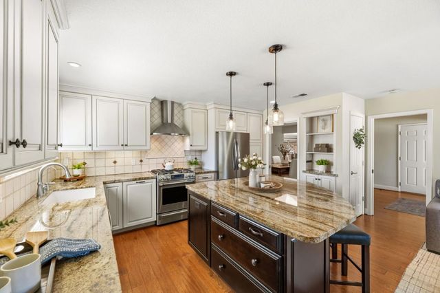 711 Chatsworth Place, San Jose, CA 95128