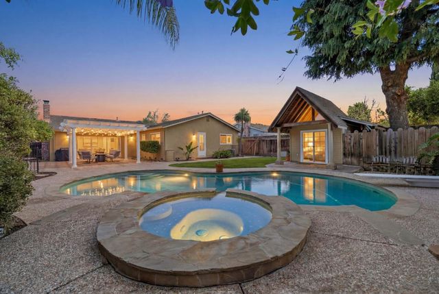 711 Chatsworth Place, San Jose, CA 95128