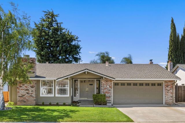 711 Chatsworth Place, San Jose, CA 95128