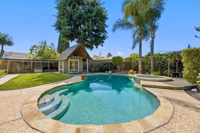 711 Chatsworth Place, San Jose, CA 95128