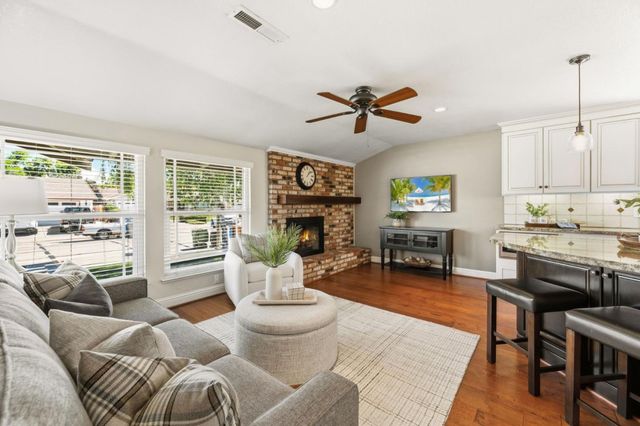 711 Chatsworth Place, San Jose, CA 95128