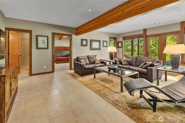 31 Brookside Court, Easton, WA 98925