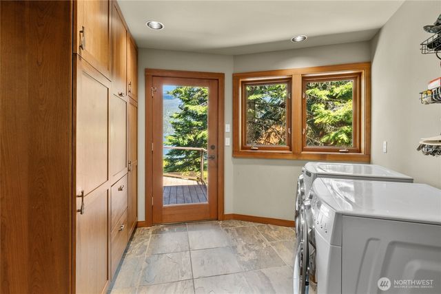 31 Brookside Court, Easton, WA 98925