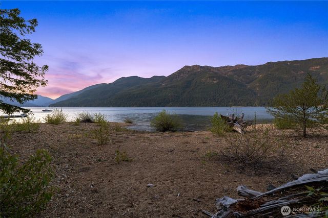 31 Brookside Court, Easton, WA 98925