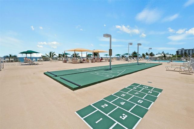 111 Briny Ave PH11, Pompano Beach, FL 33062