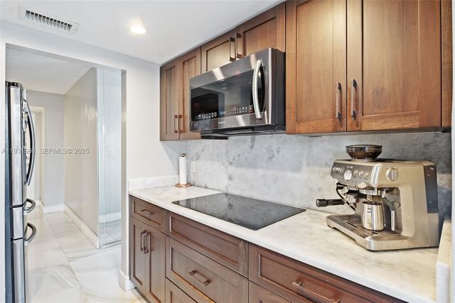 111 Briny Ave PH11, Pompano Beach, FL 33062