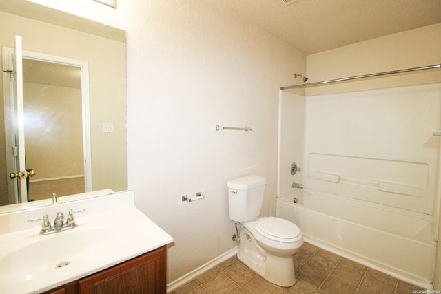 16122 BRANCHING OAKS, San Antonio, TX 78247