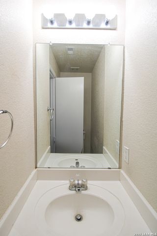 16122 BRANCHING OAKS, San Antonio, TX 78247