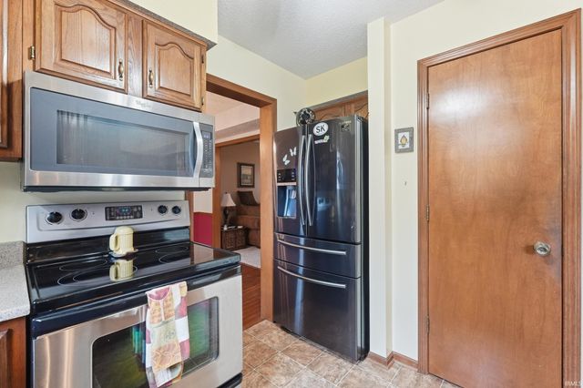 6507 Sedgemore Place, Fort Wayne, IN 46835