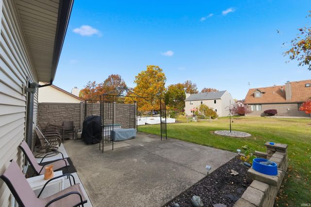 6507 Sedgemore Place, Fort Wayne, IN 46835