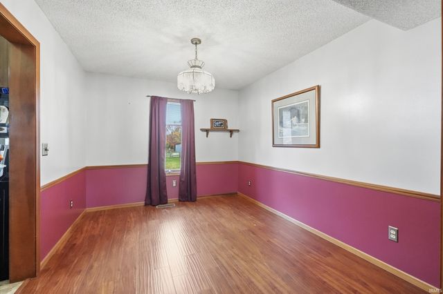 6507 Sedgemore Place, Fort Wayne, IN 46835