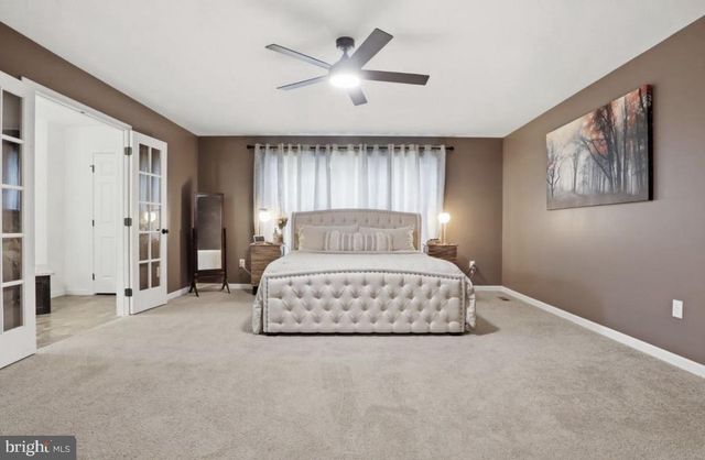 215 AZALEA DR, Windsor, PA 17366