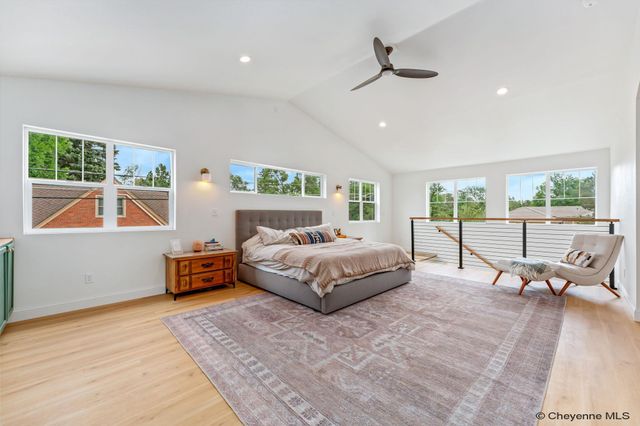 400 W 1ST AVE, Cheyenne, WY 82001