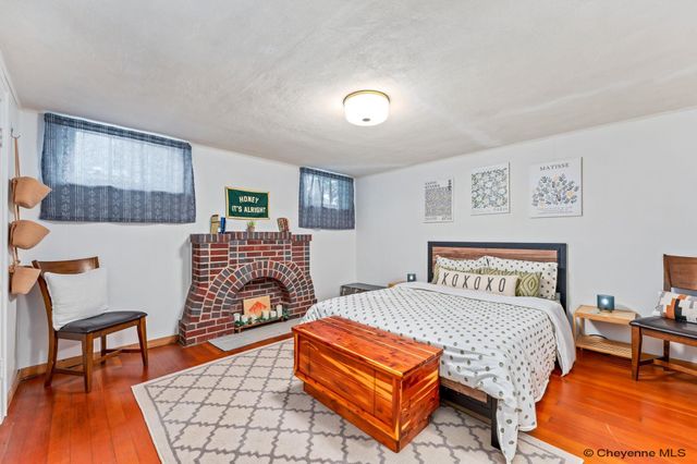 400 W 1ST AVE, Cheyenne, WY 82001