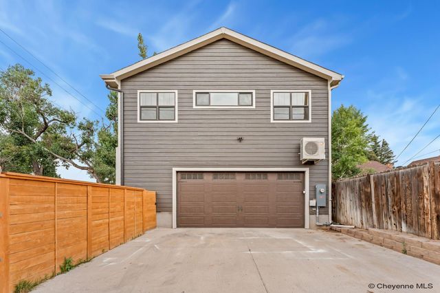 400 W 1ST AVE, Cheyenne, WY 82001