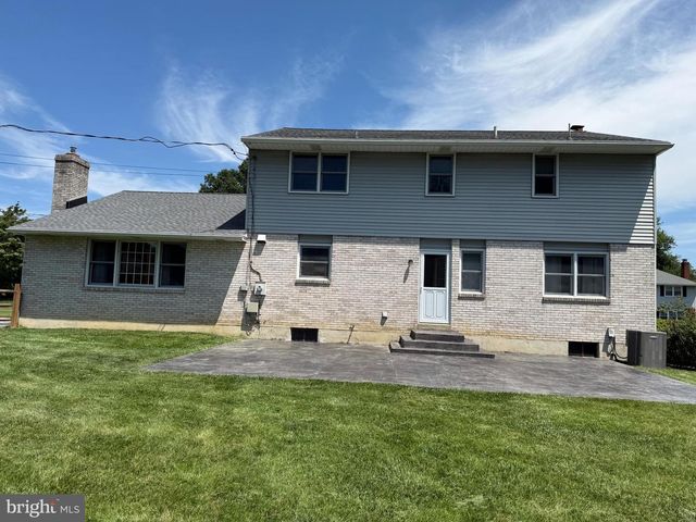 2412 MANET RD, Wilmington, DE 19810