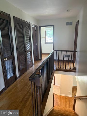 2412 MANET RD, Wilmington, DE 19810