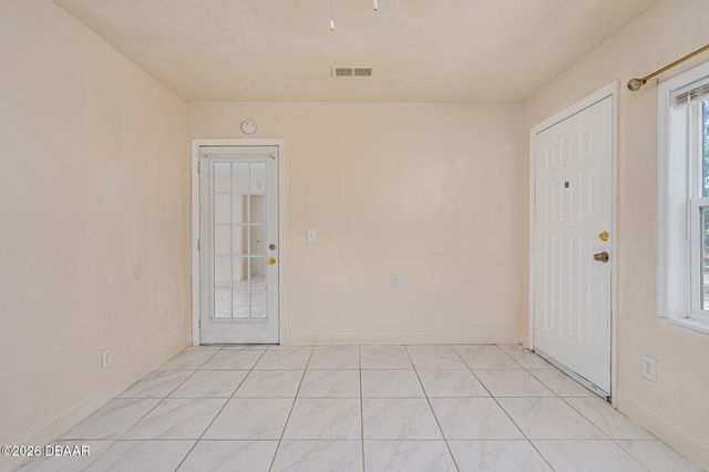 292 Deeley Street, Daytona Beach, FL 32114