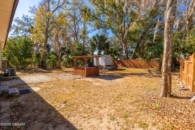 292 Deeley Street, Daytona Beach, FL 32114