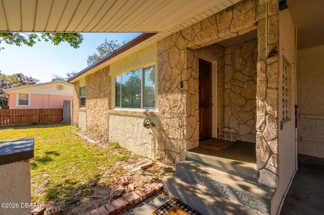 292 Deeley Street, Daytona Beach, FL 32114