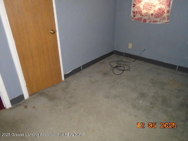 933 N Martin Luther King Jr Boulevard, Lansing, MI 48915