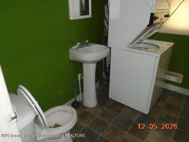 933 N Martin Luther King Jr Boulevard, Lansing, MI 48915