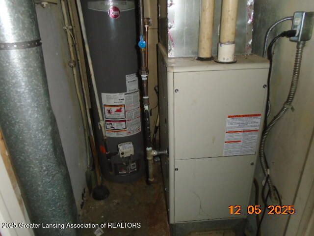 933 N Martin Luther King Jr Boulevard, Lansing, MI 48915