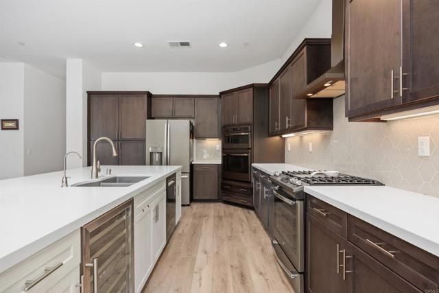 1941 Estancia Place, Escondido, CA 92029