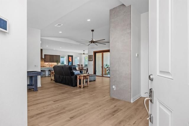 1941 Estancia Place, Escondido, CA 92029