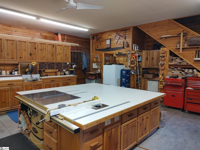 160 Sentell Road, Williamston, SC 29697