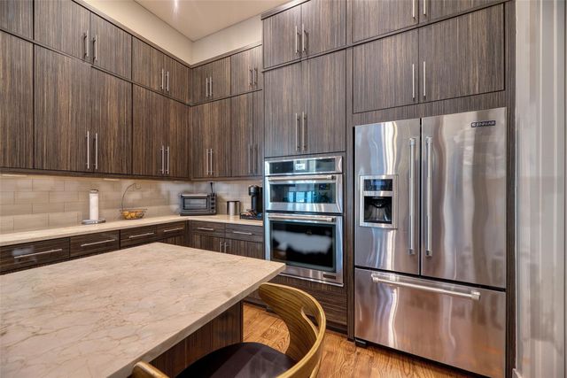 5521 Kiam Street, Houston, TX 77007