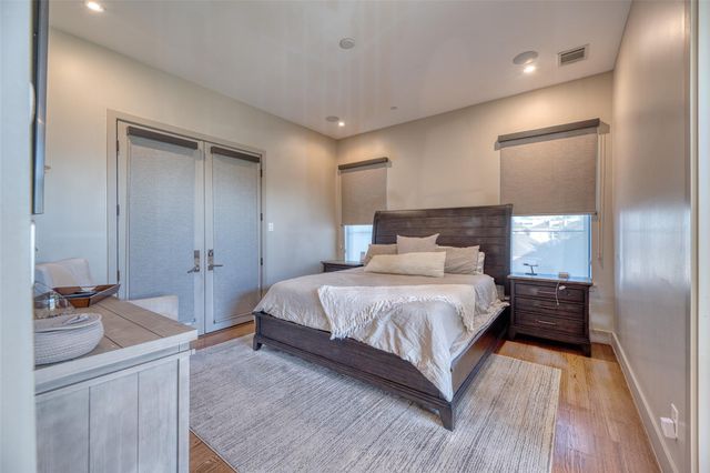 5521 Kiam Street, Houston, TX 77007