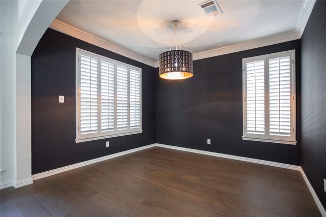 515 Southridge Way, Irving, TX 75063