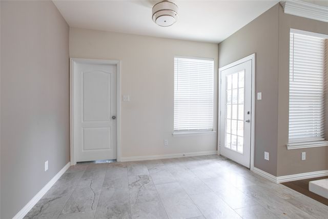 515 Southridge Way, Irving, TX 75063