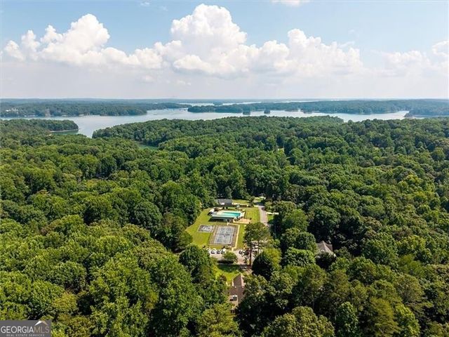 9390 Resort Circle, Gainesville, GA 30506
