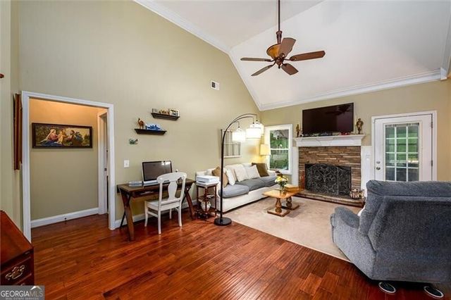 9390 Resort Circle, Gainesville, GA 30506
