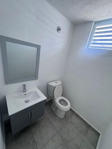 AVE HERMANOS DAVILA SAN FERNANDO, Bayamon, PR 00957