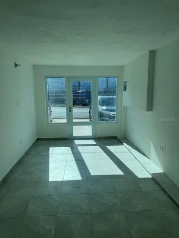 AVE HERMANOS DAVILA SAN FERNANDO, Bayamon, PR 00957