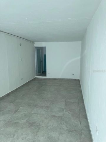 AVE HERMANOS DAVILA SAN FERNANDO, Bayamon, PR 00957