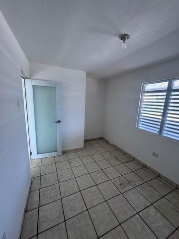 AVE HERMANOS DAVILA SAN FERNANDO, Bayamon, PR 00957