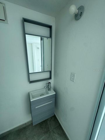 AVE HERMANOS DAVILA SAN FERNANDO, Bayamon, PR 00957