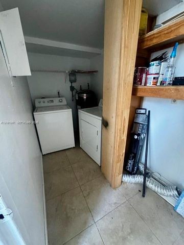 1754 NW 55th Avenue 204, Lauderhill, FL 33313