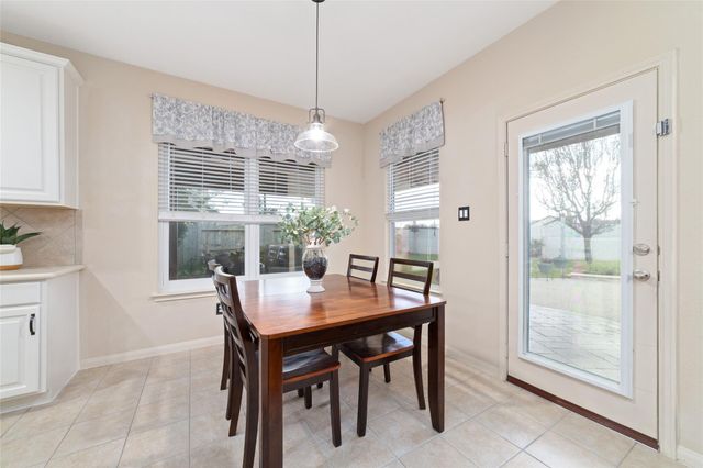 13143 Chatfield Manor Lane, Tomball, TX 77377