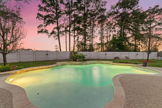 13143 Chatfield Manor Lane, Tomball, TX 77377